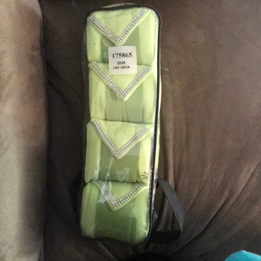 Free tack item with purchase Lime green polo wraps